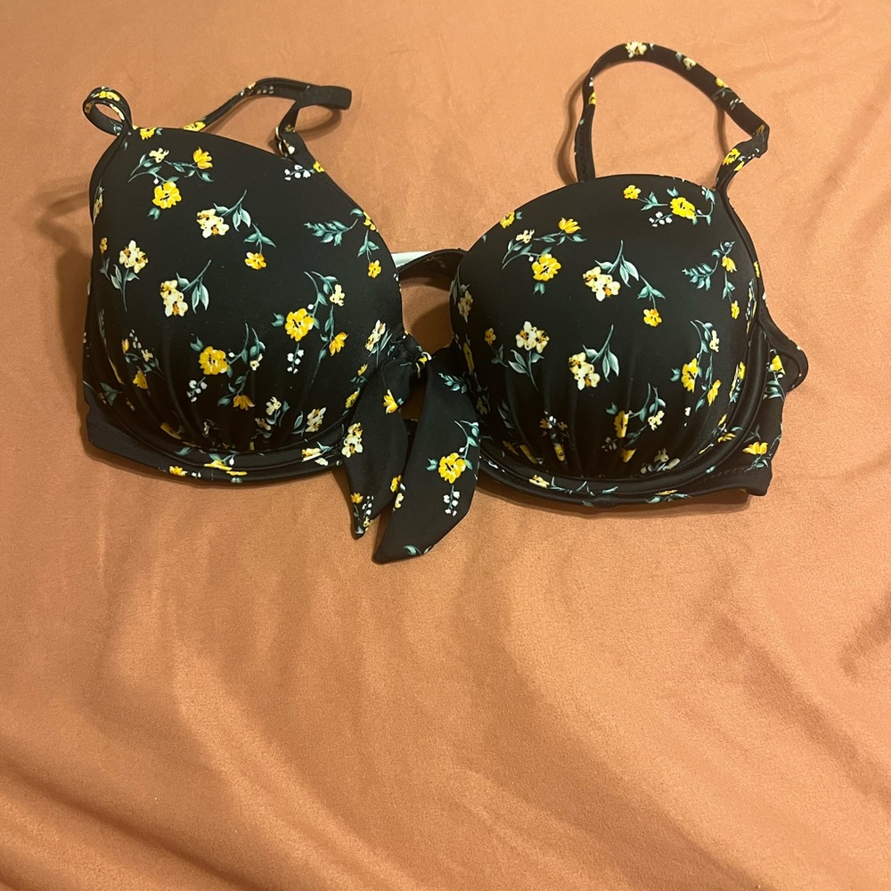 Shade and shore bikini top